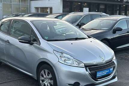 Peugeot 208 75.800 km 3.790 € Königswinter 53639