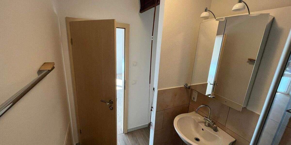 Etagenwohnung Alfter - 2 Zimmer, 52 m&sup2;, 630&euro; | Angebot:25717546