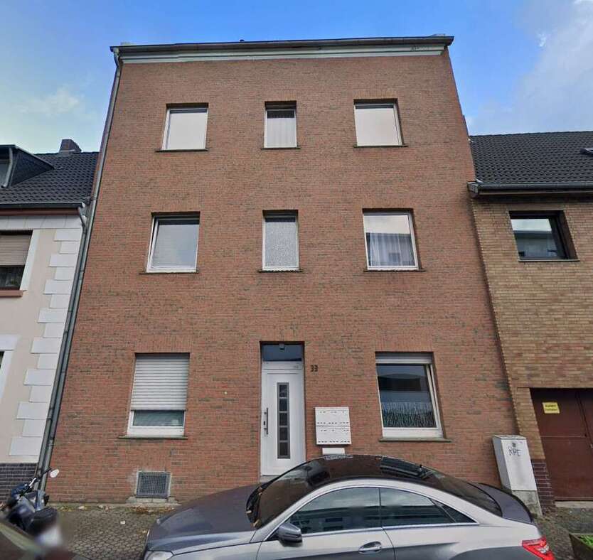 Haus zum Kaufen in Hürth Hermülheim 1.650.000 € 396 m²