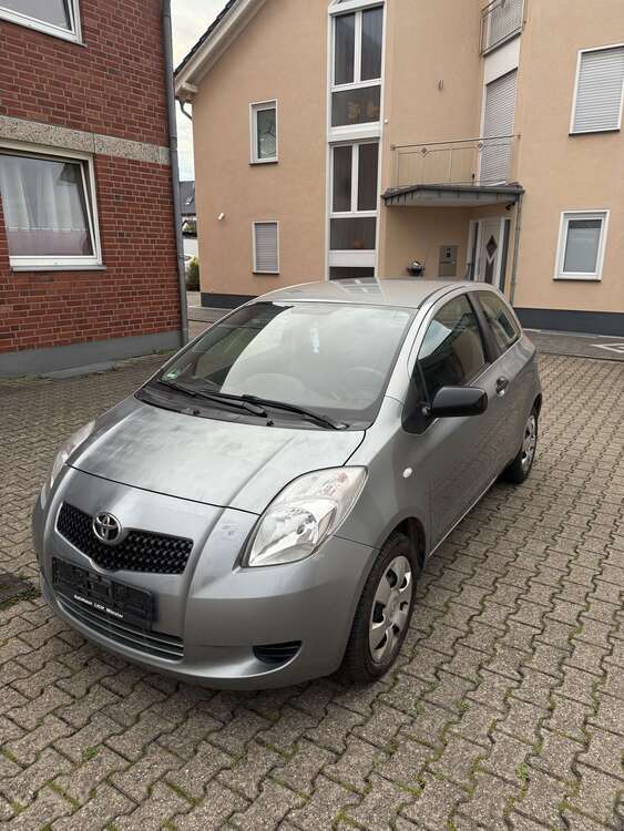 Yaris