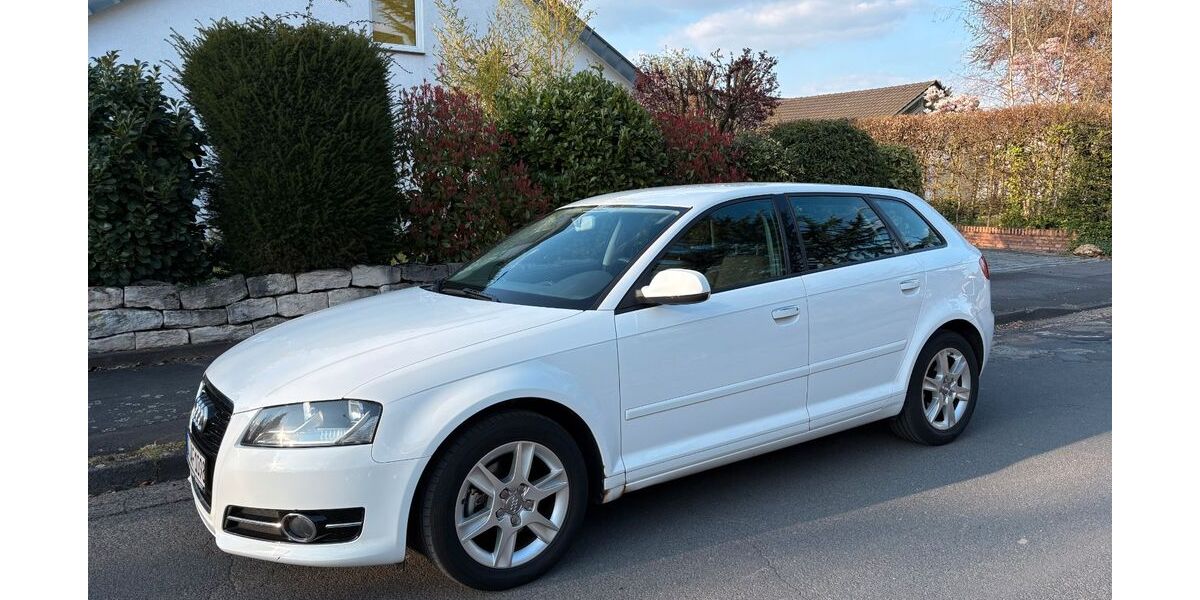 Audi A3 118.000 km 9.900 &euro; Sankt Augustin 53757