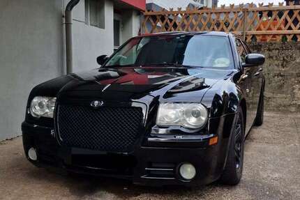 Chrysler 300C 291.000 km 4.100 &euro; Porz (Köln) 51143