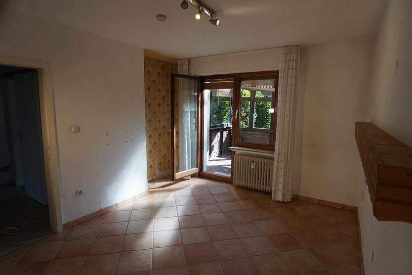 Mehrfamilienhaus IN BEGEHRTER LAGE VON REFRATH