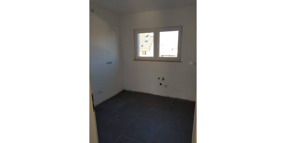Mehrfamilienhaus, Wohnhaus Troisdorf Friedrich-Wilhelms-Hütte - 3 Zimmer, 232 m&sup2;, 649.000&euro; | Angebot:26906531