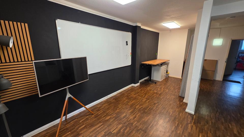 Bürozimmer mit separatem Zugang [32qm] zimmer