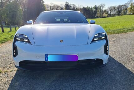 Porsche Taycan 126.000 km 54.600 € Neunkirchen-Seelscheid 53819