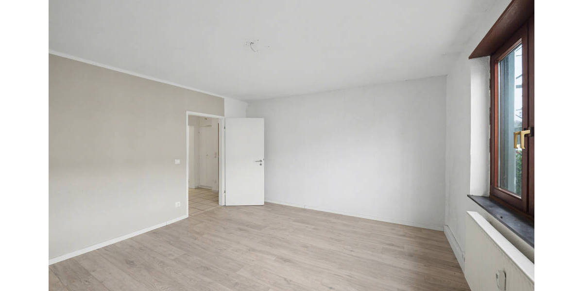 Etagenwohnung Bonn / Friesdorf Friesdorf - 2 Zimmer, 60 m&sup2;, 199.000&euro; | Angebot:26154501