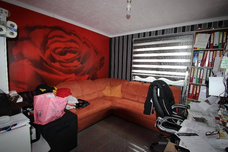 Etagenwohnung Bonn Brüser Berg - 4 Zimmer, 100 m&sup2;, 300.000&euro; | Angebot:25800101