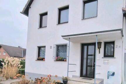 Wohnung Bergisch Gladbach Gronau - 4 Zimmer, 87 m&sup2;, 1.220&euro; | Angebot:27604046