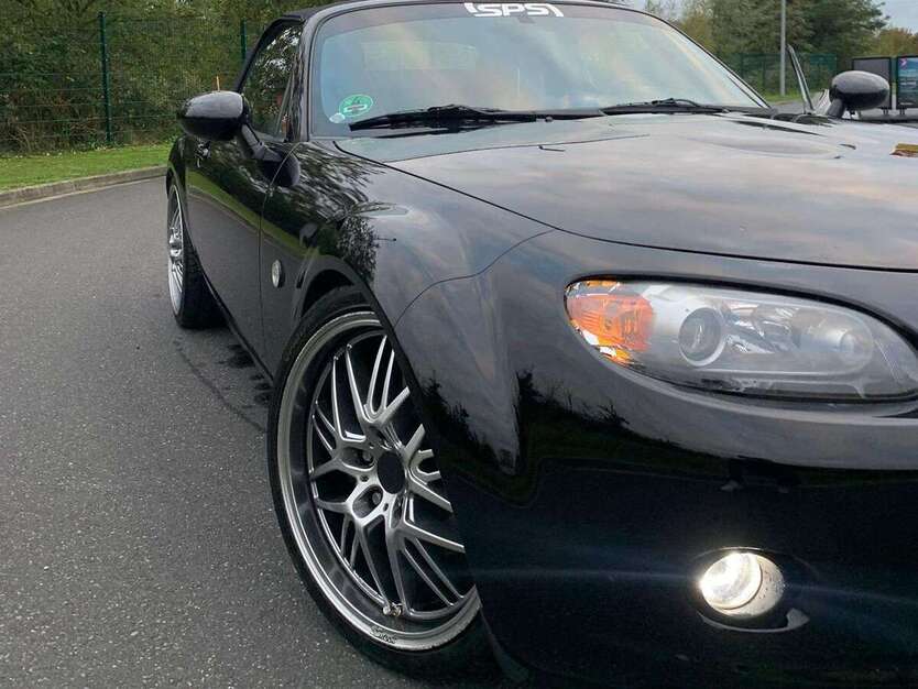 Mazda MX-5 131.500 km 6.490 € Köln 50937