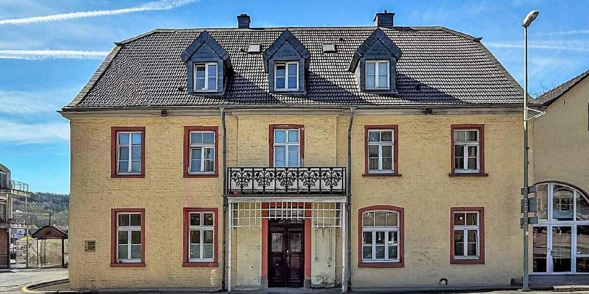 Moderner Altbaucharme in Denkmalschutzobjek - Sanierte Bürofläche zum Kauf in zentraler Lage! 6 zimmer
