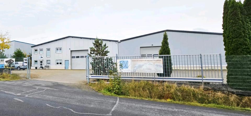 2 x beheizte Hallen, 465 qm und 474 qm mit Büro und Lagerräumen zimmer