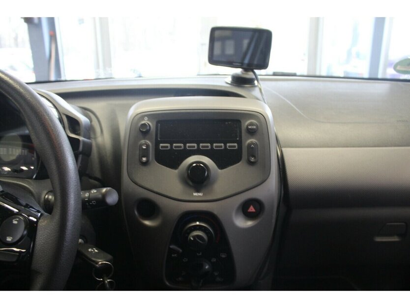 Peugeot 108 VTi 72 Active 15.505 km 10.480 € Euskirchen 53881