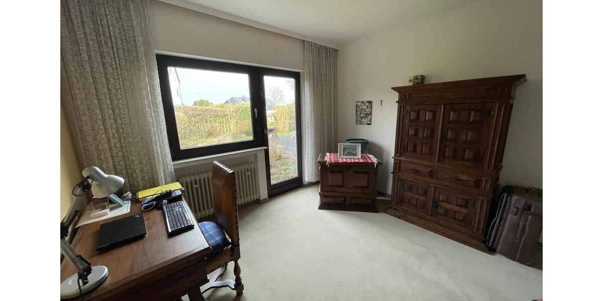 Bungalow Bergisch Gladbach Paffrath - 4 Zimmer, 127 m&sup2;, 479.000&euro; | Angebot:25436804