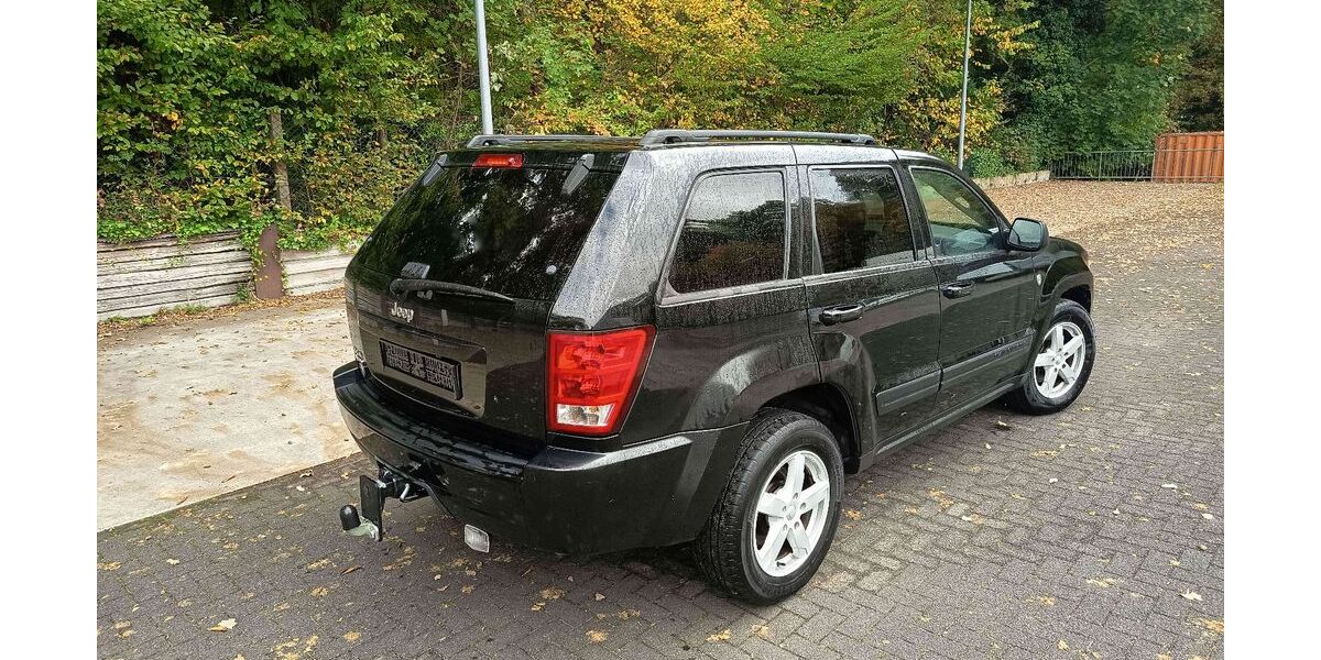 Jeep Grand Cherokee 182.700 km 4.450 &euro; Bergisch Gladbach 51427