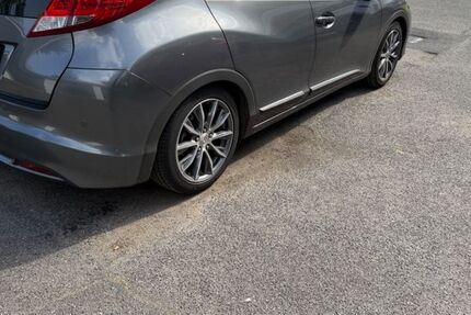 Honda Civic 111.000 km 9.999 &euro; Köln 51109