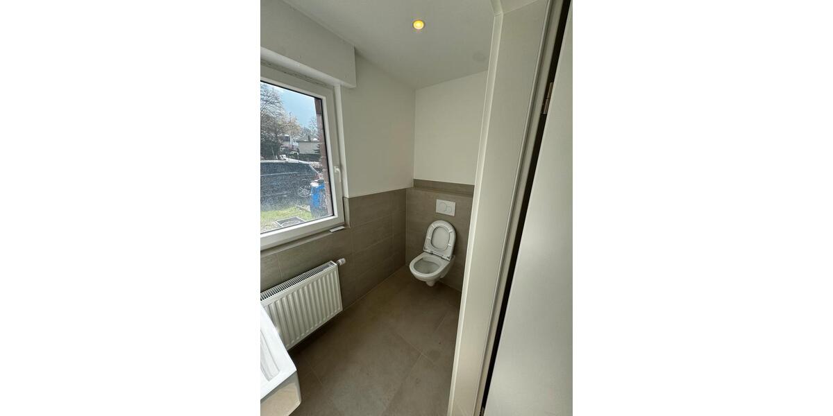Reihenhaus Siegburg - 6 Zimmer, 170 m&sup2;, 2.690&euro; | Angebot:26148466