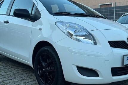 Toyota Yaris 154.000 km 4.300 &euro; Köln 50858