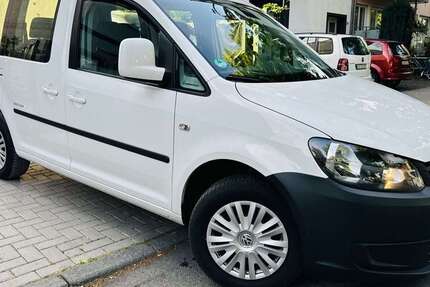 VW Caddy 192.000 km 8.500 € Troisdorf 53842