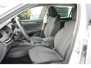 Skoda Octavia Combi 1,5TSi m-HEV AHK SOFORT !!!! 9 km 32.450 &euro; Bonn 53225