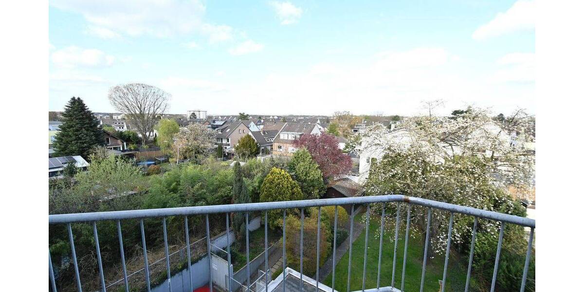 Etagenwohnung Köln Wahn - 3 Zimmer, 110 m&sup2;, 1.425&euro; | Angebot:26507469