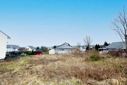 Grundstück zu verkaufen in Grafschaft 299.000 € 822 m²