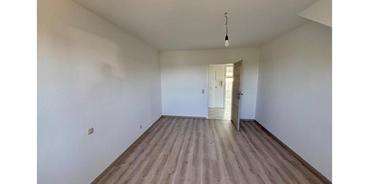 Dachgeschoßwohnung Euskirchen Dom-Esch - 2 Zimmer, 65 m&sup2;, 210.000&euro; | Angebot:27168874