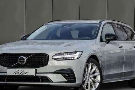 Volvo V90 22.700 km 51.690 &euro; Köln 50968