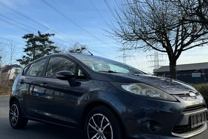 Ford Fiesta 254.000 km 2.490 &euro; Hürth 50354