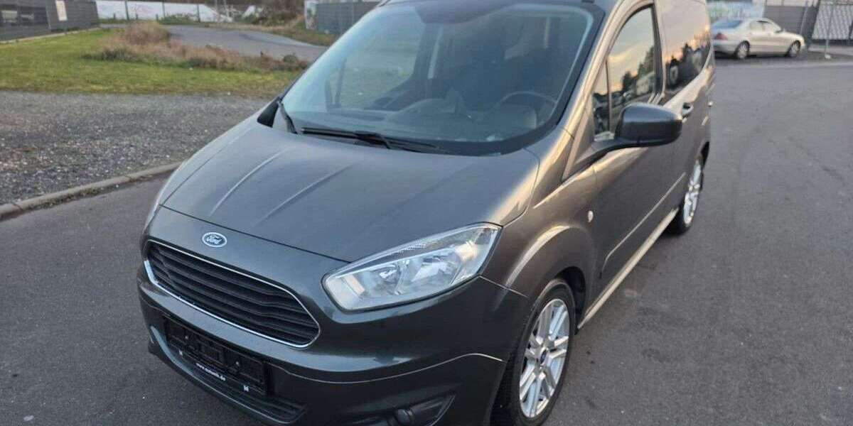 Ford Tourneo Courier 133.000 km 5.800 &euro; Köln - Poll 51105