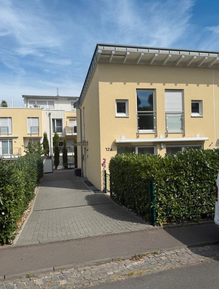 Provisionsfrei! Neuwertig! Viel Platz zum Wohnen und Arbeiten! zimmer