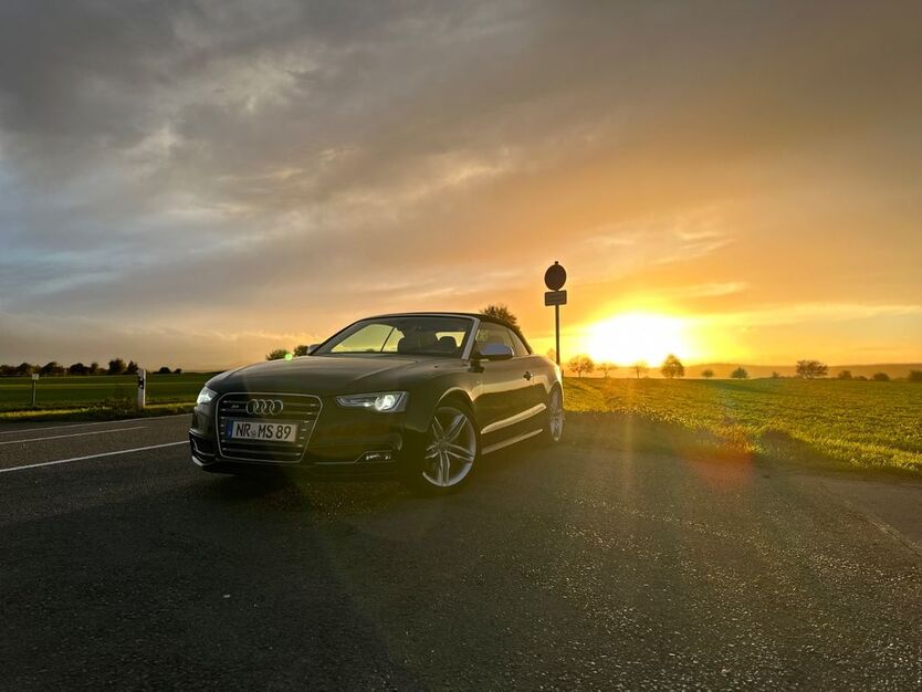 Audi S5 106.000 km 21.500 € Erpel 53579