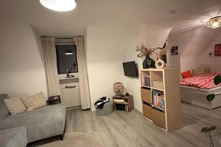 Wohnung Köln Lindenthal - 1.5 Zimmer, 15 m&sup2;, 1.190&euro; | Angebot:24787908