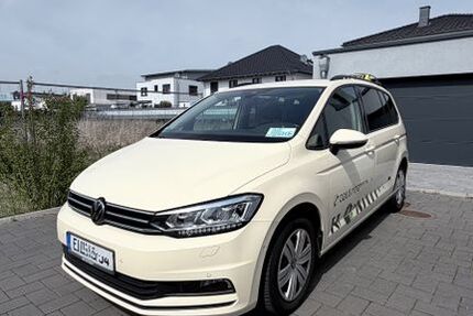 VW Touran 234.000 km 14.900 &euro; Euskirchen 53879