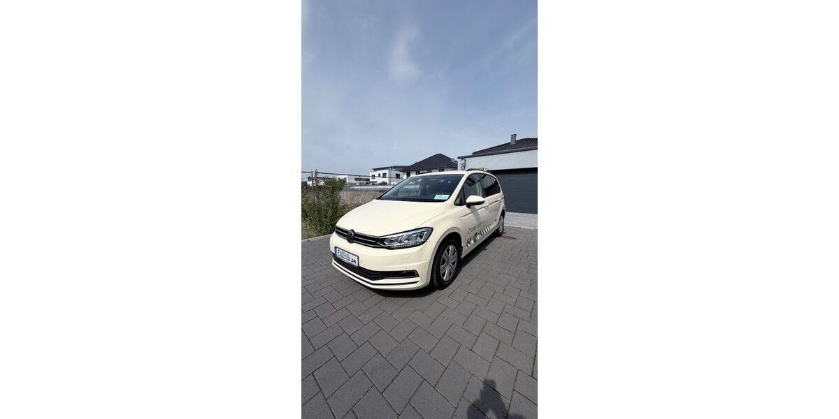 VW Touran 234.000 km 14.900 &euro; Euskirchen 53879
