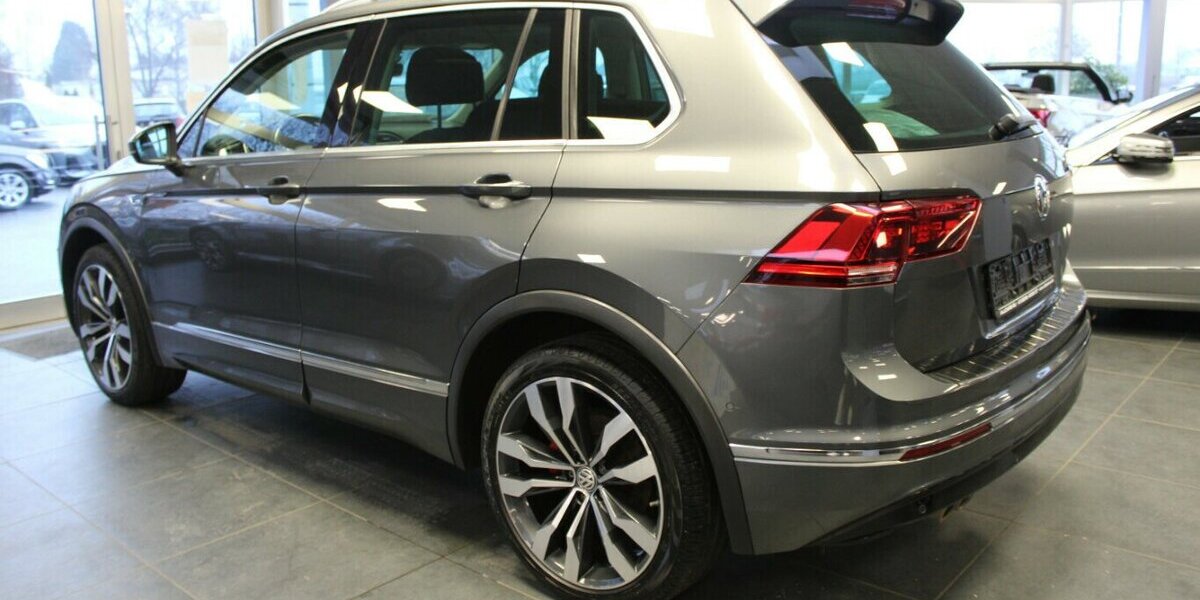VW Tiguan 2.0 TDI SCR 4Motion DSG Highline R-Line 131.528 km 19.980 &euro; Euskirchen 53881