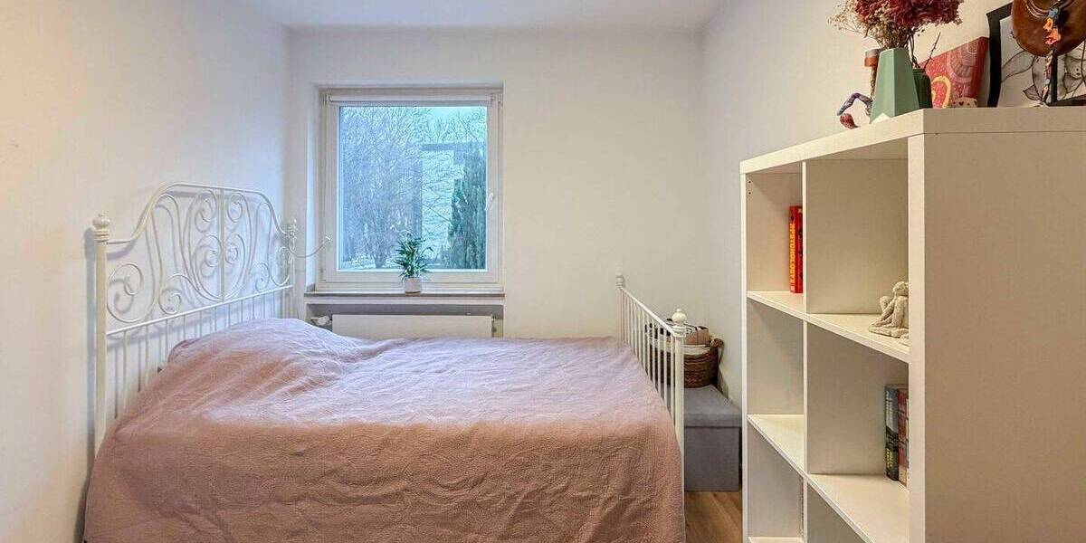 Etagenwohnung Bonn Heiderhof - 3 Zimmer, 84 m&sup2;, 330.000&euro; | Angebot:26129550