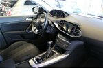 Peugeot 308 1.5 BlueHDi Allure Pack 61.193 km 13.980 &euro; Euskirchen 53881