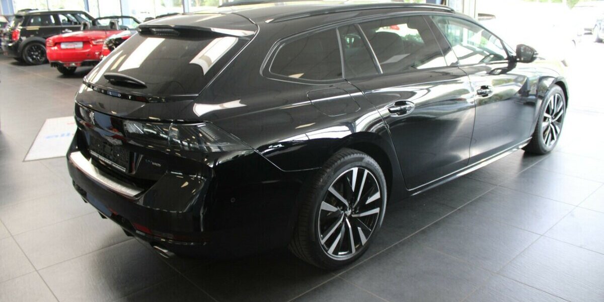Peugeot 508 SW Hybrid 225 e-EAT8 GT 114.130 km 15.980 &euro; Euskirchen 53881