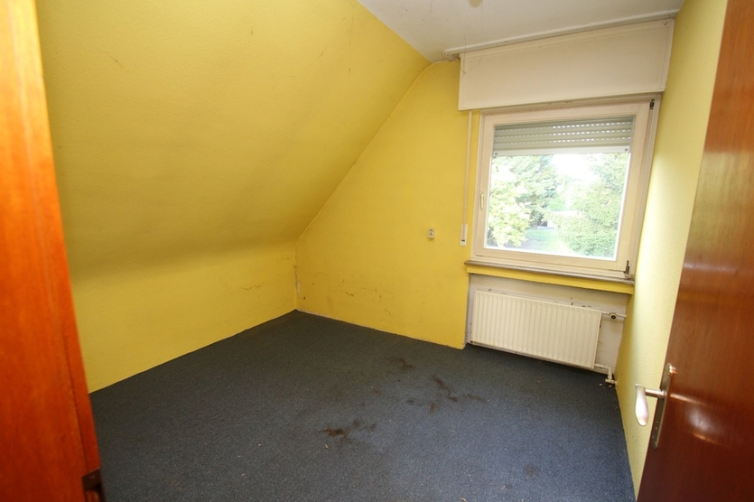 Mit 3D: Ein- bis Zweifamilienhaus in Köln-Wahnheide mit zusätzlichem Grundstück! 6 zimmer