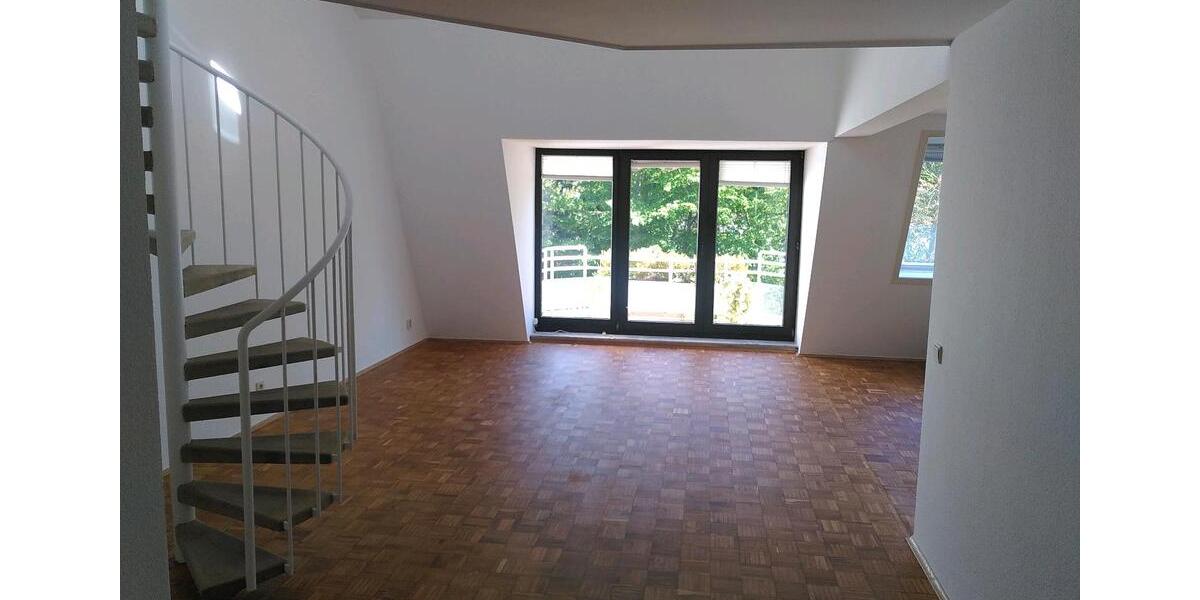 Maisonettenwohnung Bonn Bad Godesberg - 2.5 Zimmer, 94 m&sup2;, 1.350&euro; | Angebot:26413520