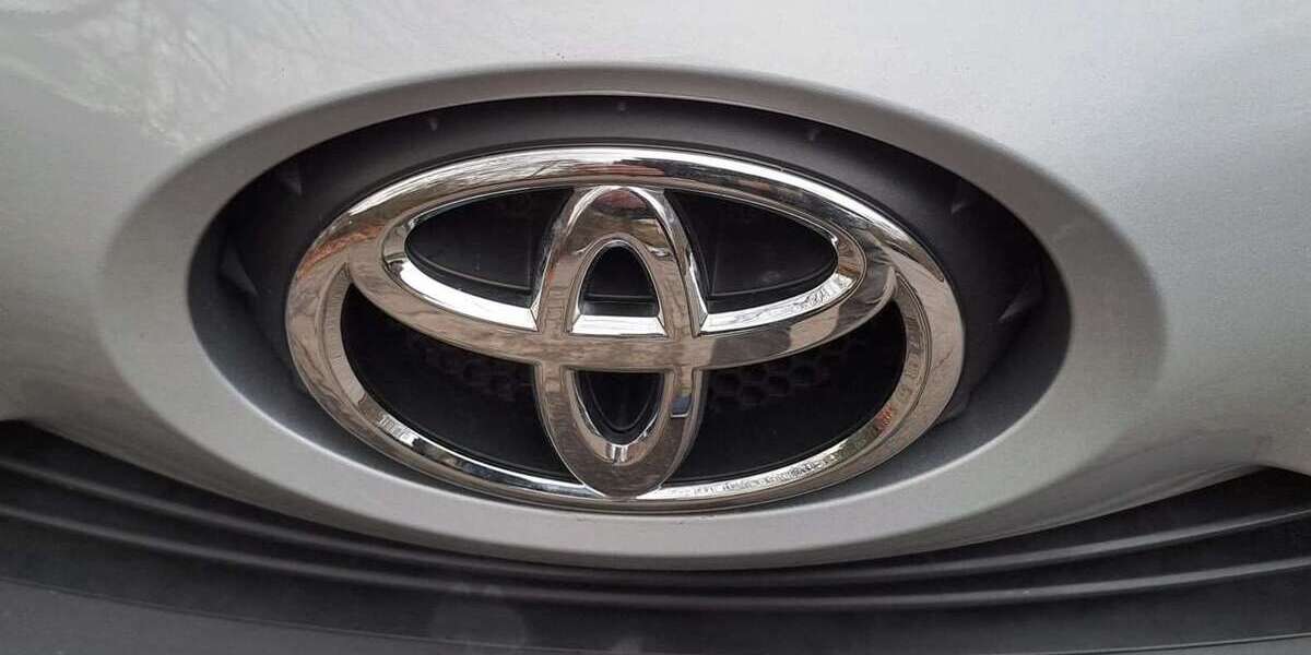Toyota Aygo 61.900 km 11.850 &euro; Rösrath 51503