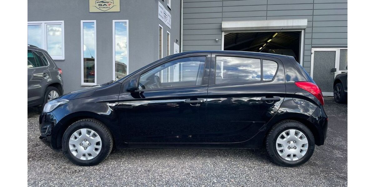 Hyundai i20 95.000 km 4.990 &euro; Euskirchen 53881