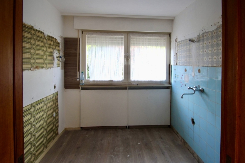 Mit 3D: Ein- bis Zweifamilienhaus in Köln-Wahnheide mit zusätzlichem Grundstück! 6 zimmer