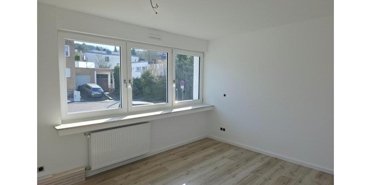 Reihenhaus Wachtberg - 6 Zimmer, 157 m&sup2;, 2.390&euro; | Angebot:25840044