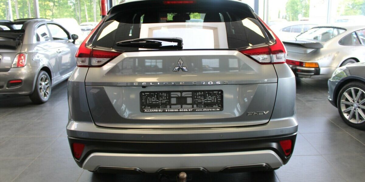 Mitsubishi Eclipse Cross Plug-in Hybrid 4WD Plus 85.459 km 18.480 &euro; Euskirchen 53881