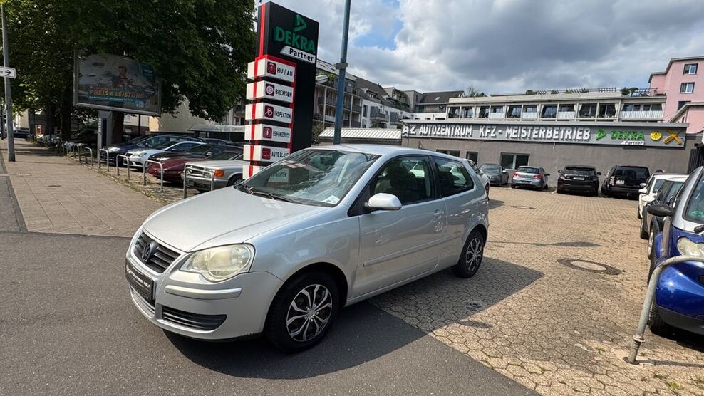 VW Polo 143.166 km 1.990 € Köln 50969