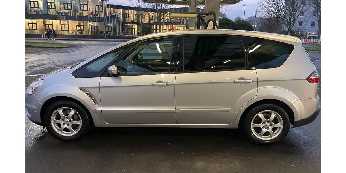 Ford S-Max 240.000 km 3.100 &euro; Köln 50858