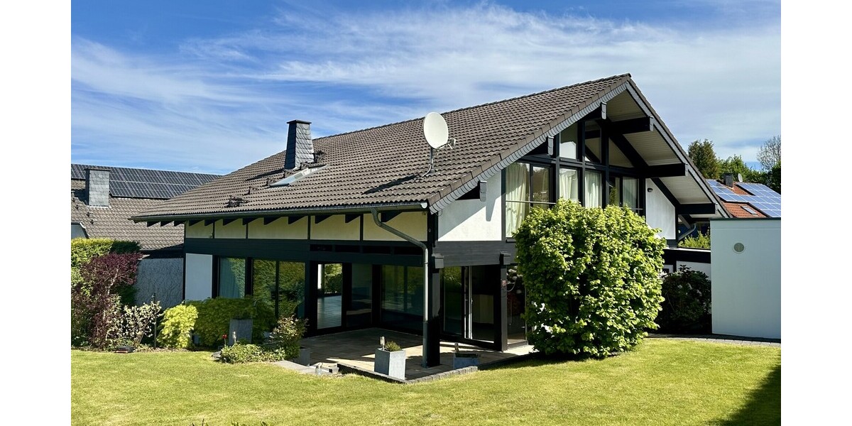 Lichtdurchflutetes modernes Einfamilienhaus mit Einliegerwohnung! - Einfamilienhaus Königswinter / Thomasberg Thomasberg | Angebot:26932422