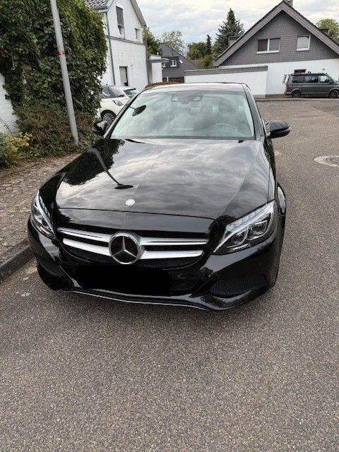 Mercedes-Benz C 250 70.000 km 21.700 € Bergisch Gladbach 51429